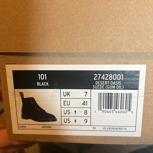 Dr. Martens Shoes, Women’s Size 9, Black Suede - Picture 4 of 5